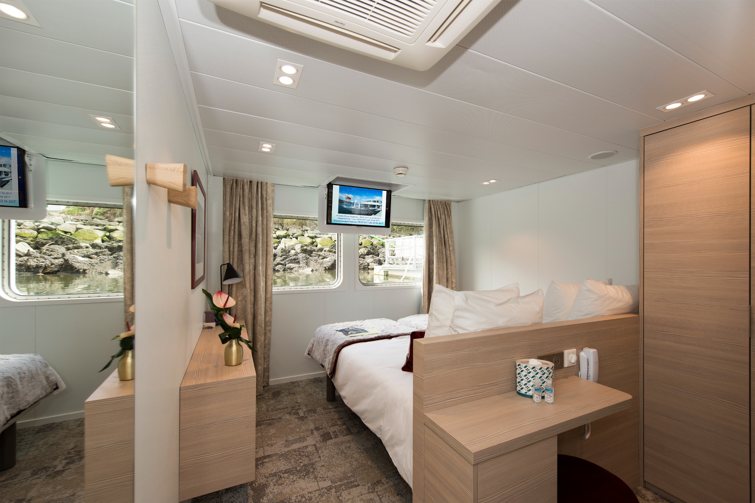 main-deck