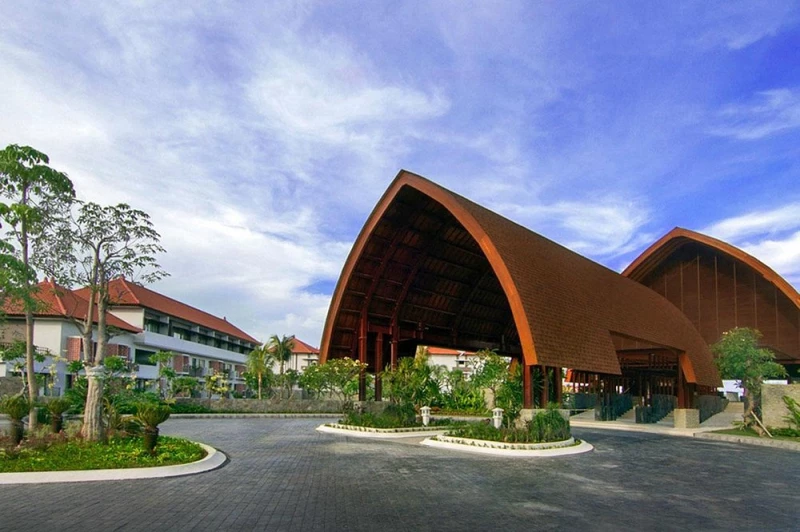 Merusaka Nusa Dua 5* hotel - Denpasar