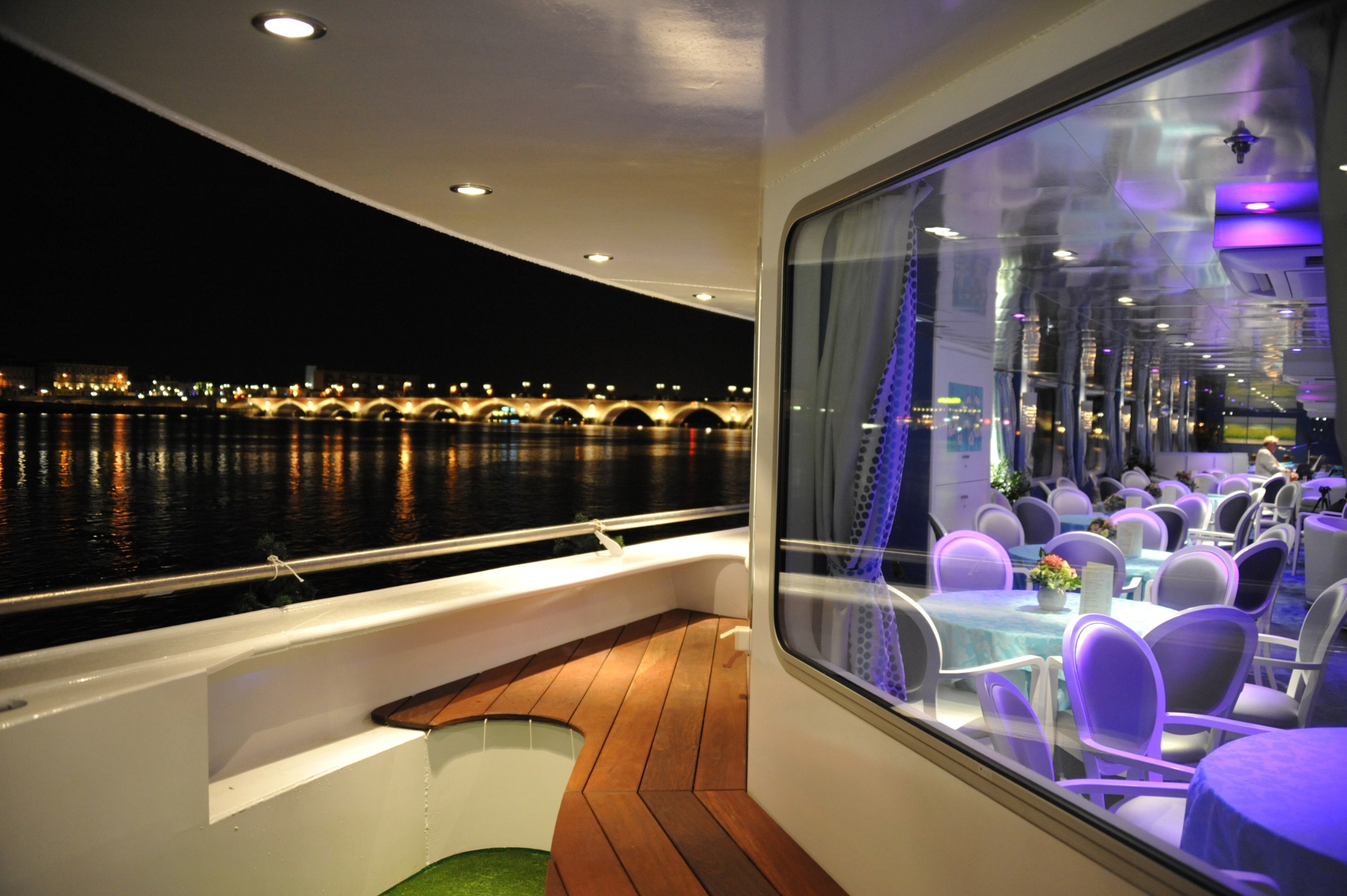 upper-deck