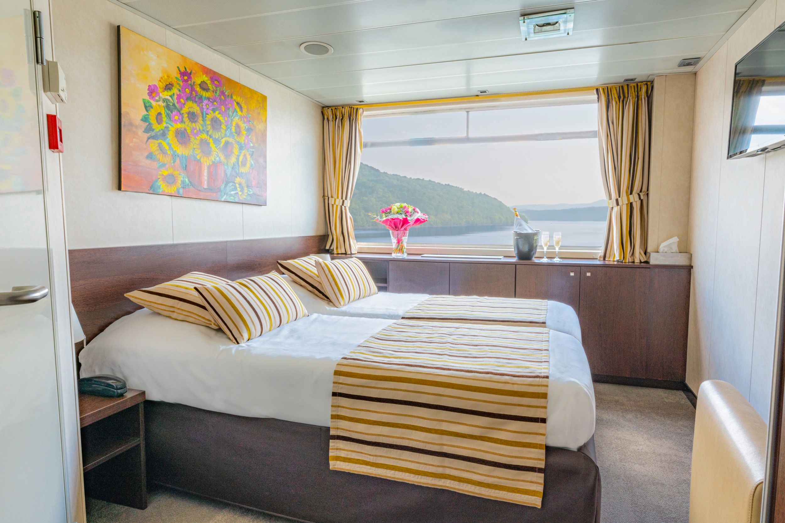 middle-deck
