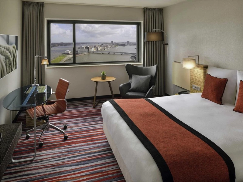 superior-hotels