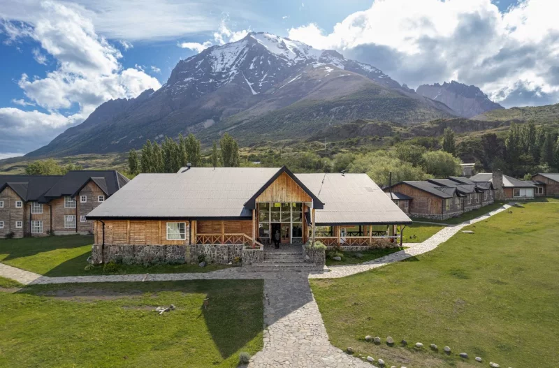 Las Torres 4* hotel - Torres del Paine