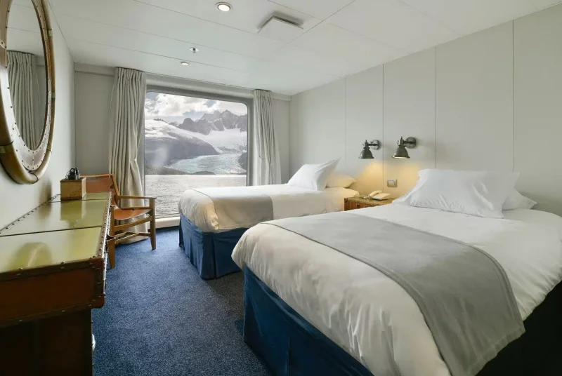 Australis Cruise - Upper Deck (Catégory AAA)