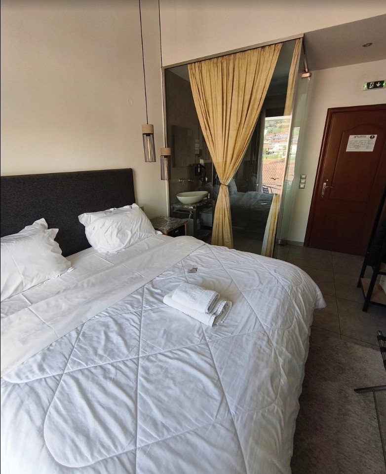 Alexiou Hotel 3*