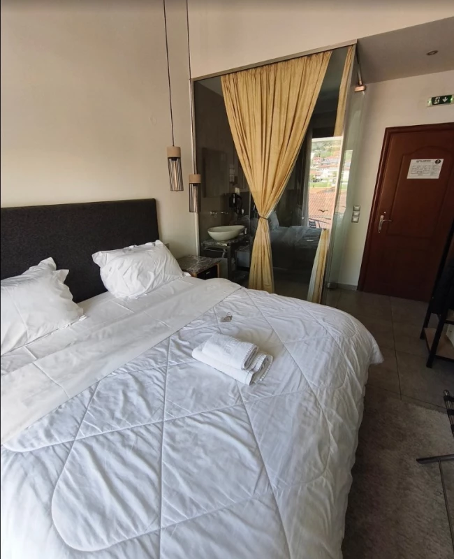 Alexiou Hotel 3*