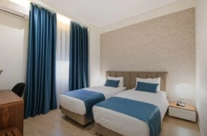 Hôtel Golden City 4*
