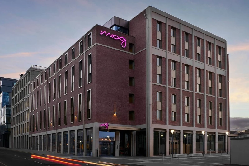 Hôtel Moxy Edinburgh Fountainbridge 3* - Édimbourg