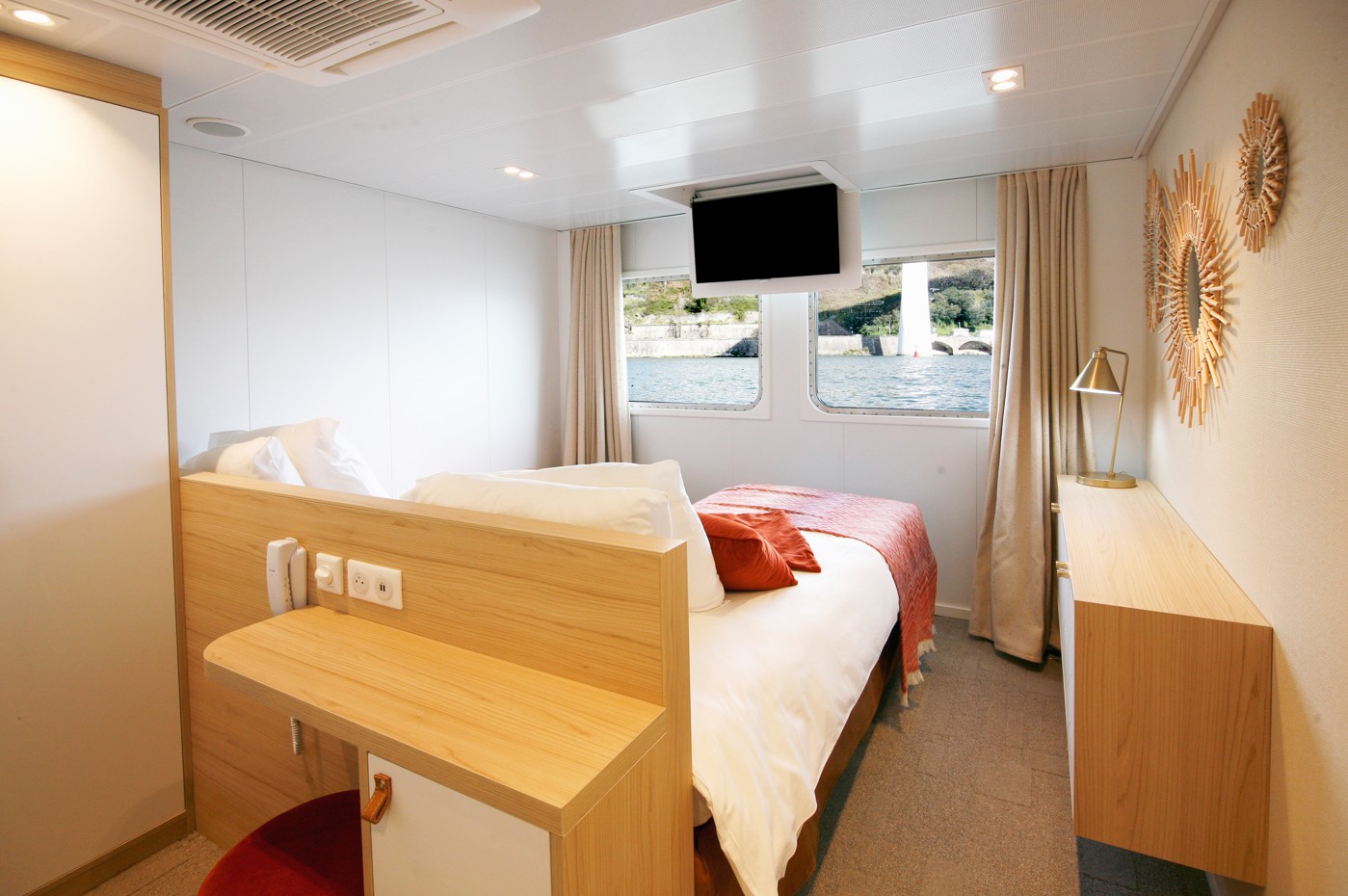 main-deck